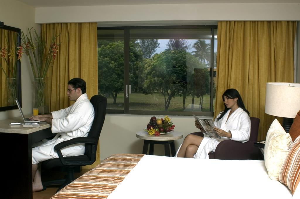 Hotel Terranova コアツァコアルコス エクステリア 写真 A room at the hotel