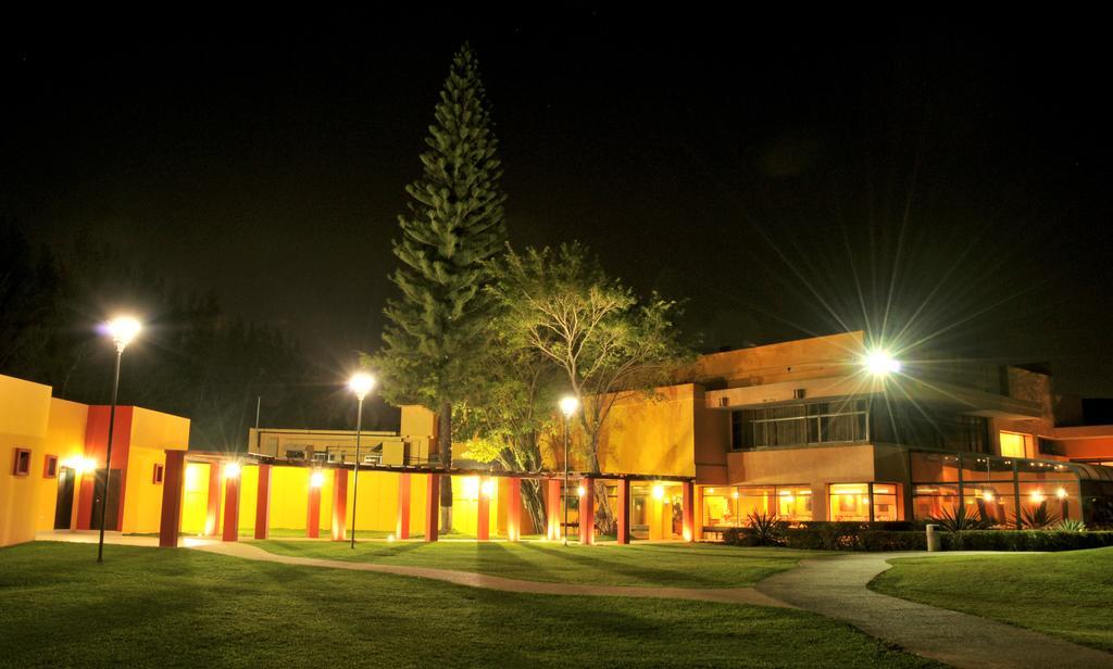 Hotel Terranova コアツァコアルコス エクステリア 写真 The University of the Americas